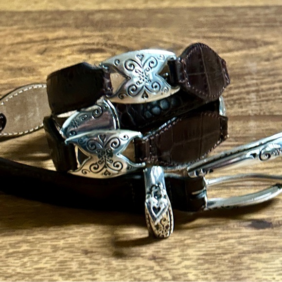 Brighton • Medium (30) • Brown Leather • Silver Buckle • Dangle Heart • Belt - Picture 9 of 16